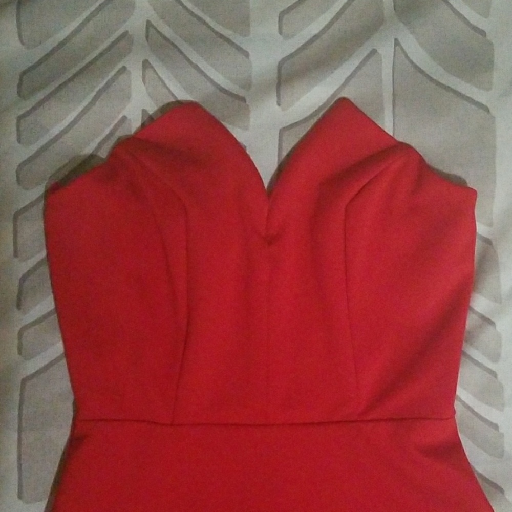Dress - Picture 2 of 3